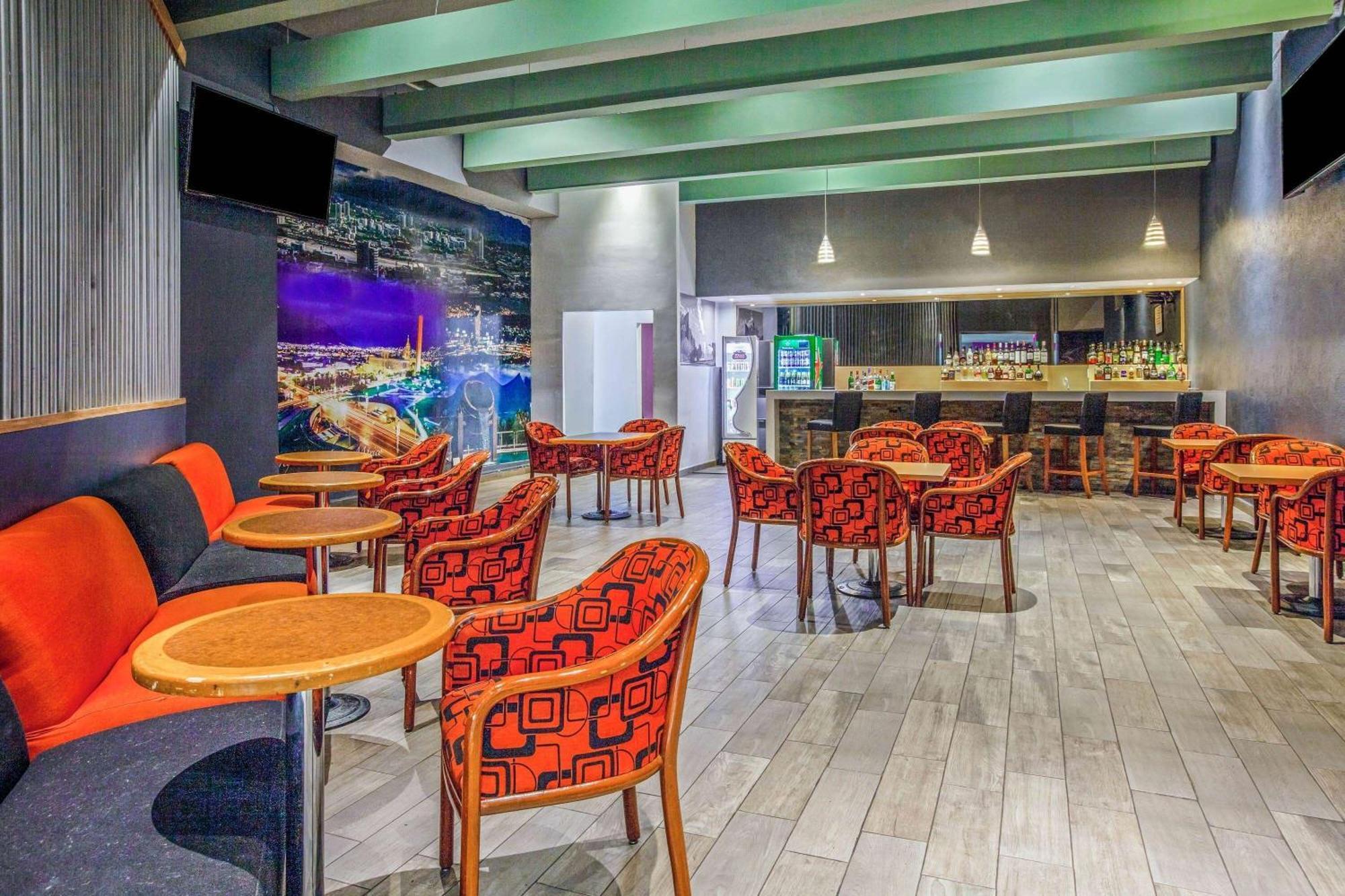 Chn Hotel Monterrey Norte, Trademark Collection By Wyndham Экстерьер фото