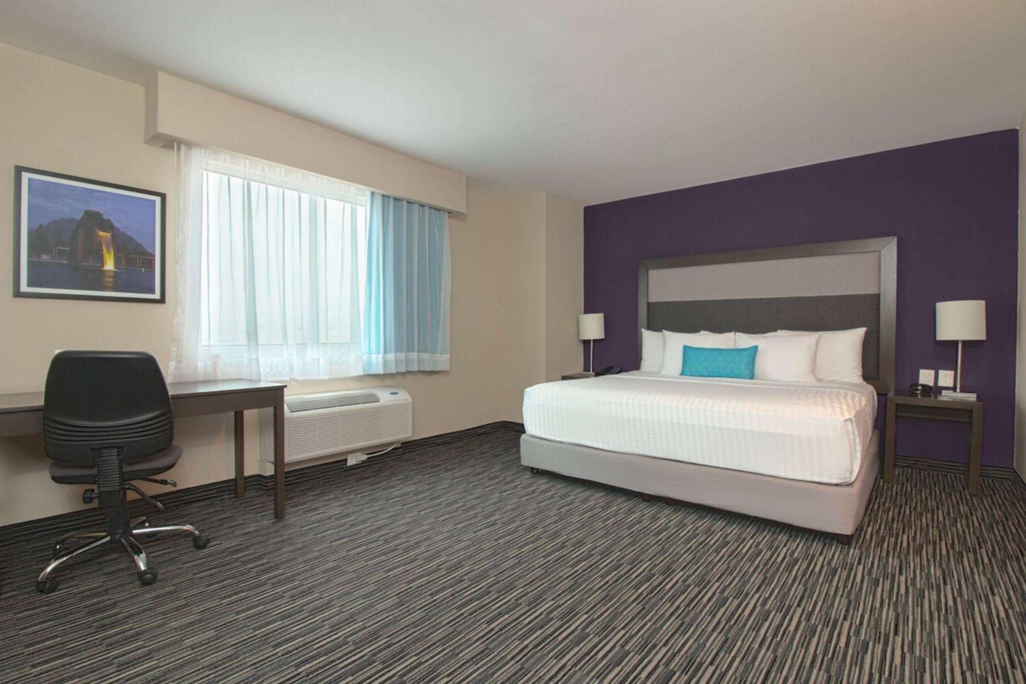 Chn Hotel Monterrey Norte, Trademark Collection By Wyndham Экстерьер фото